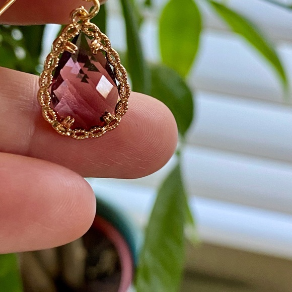 Lace edged wine drop earrings - Picture 5 of 5